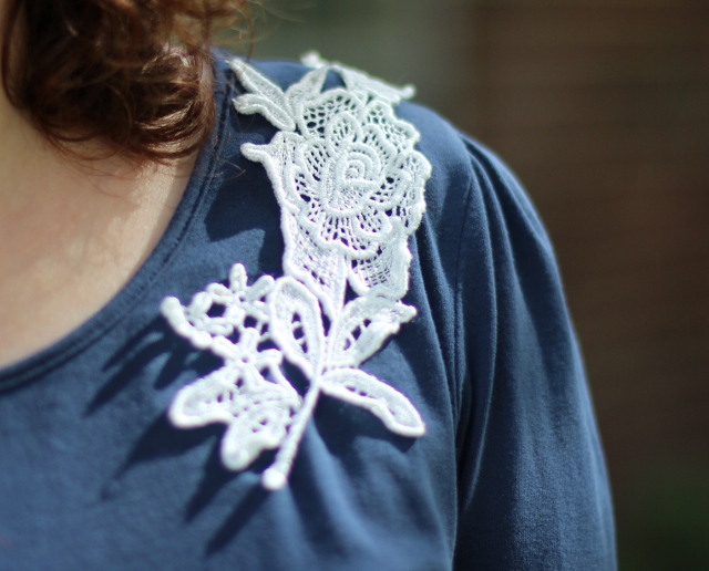 Walking with Cake: Lace applique